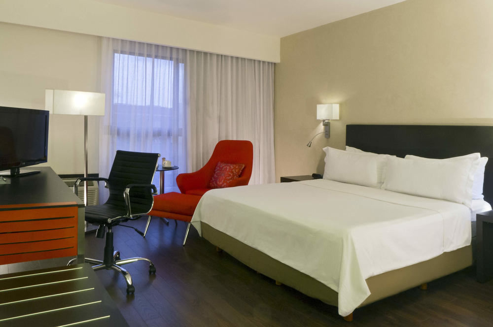 Fiesta Guadalajara Expo Hotel