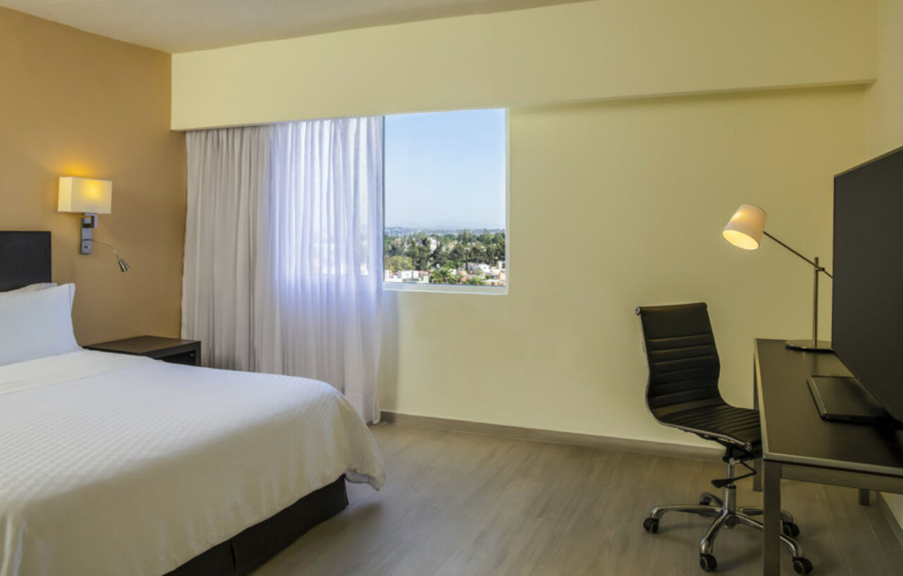 Fiesta Guadalajara Expo Hotel